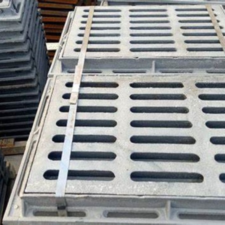 Дождеприемник прямоугольный Корсис