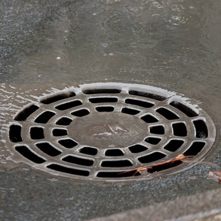 Дождеприемник уличный чугунный Wavin TEGRA 600 40т (D400)